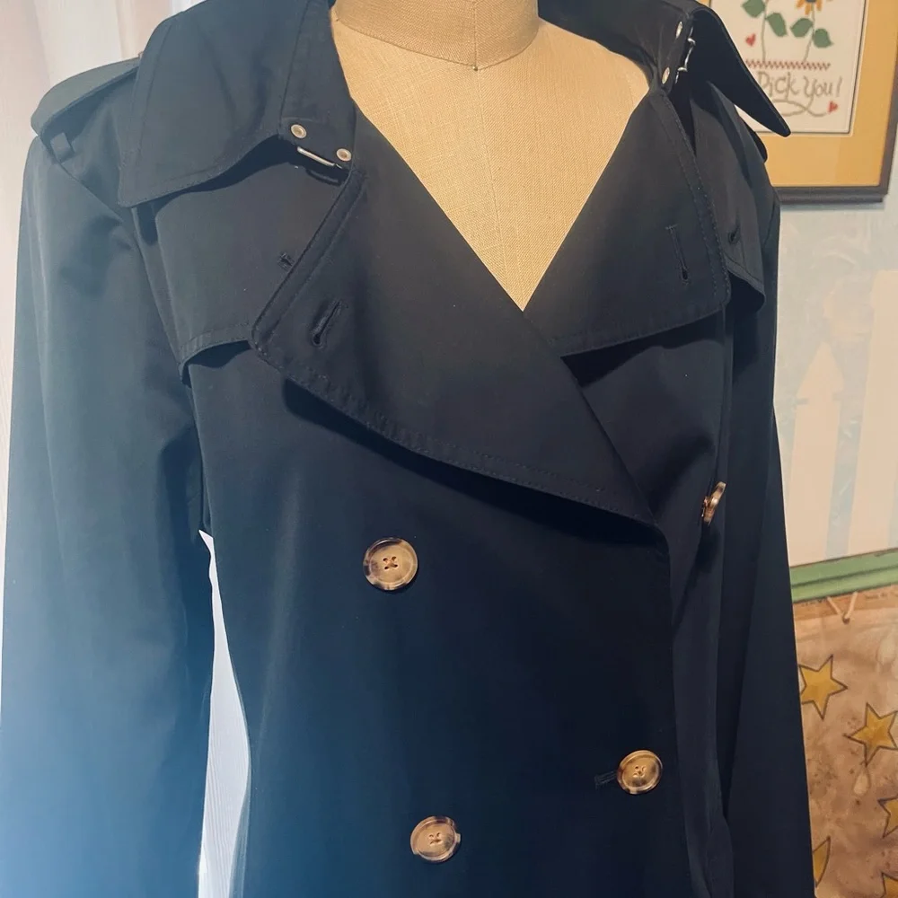 Talbots belted double breasted trench coat in lovely shade of navy blue! - Picture 3 of 5
